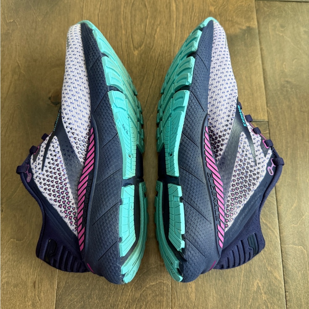 Brooks Adrenaline GTS 22 Women’s Running Shoes Size 9 Lilac/Eclipse/Purple - Picture 4 of 9